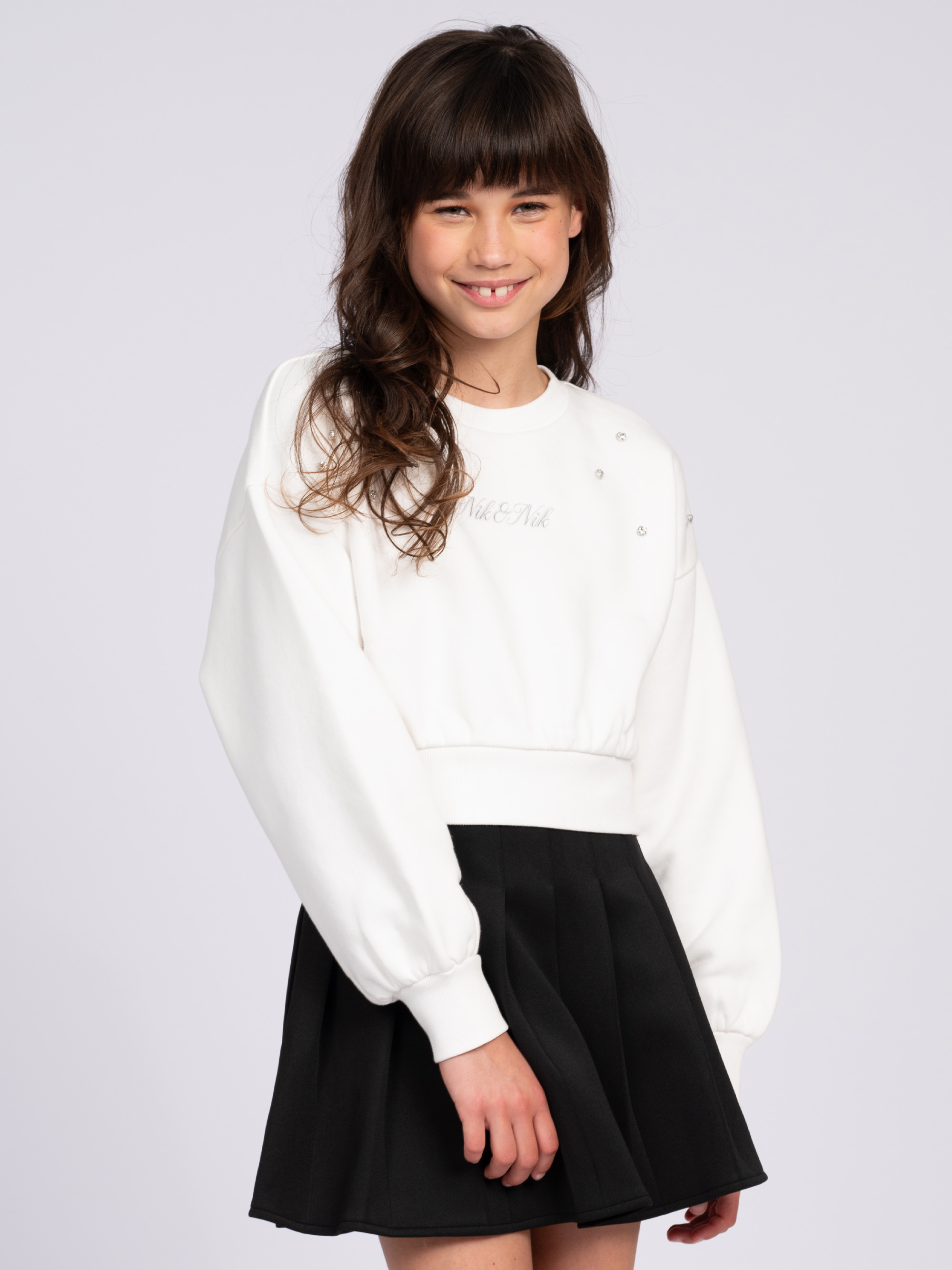 Cropped sweater with glittering studs