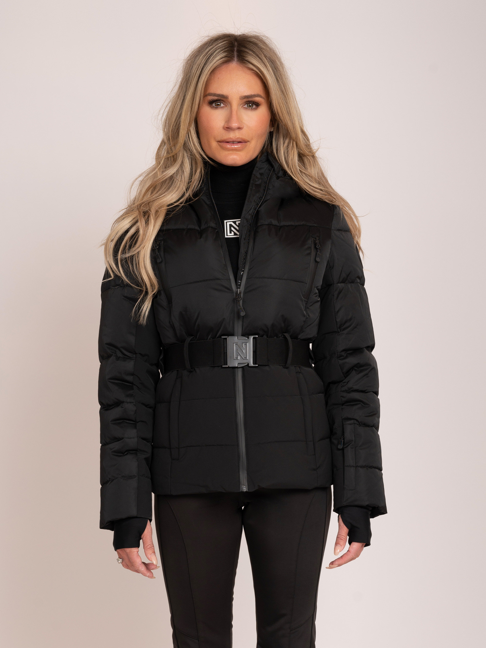 Ski jacket with belt 