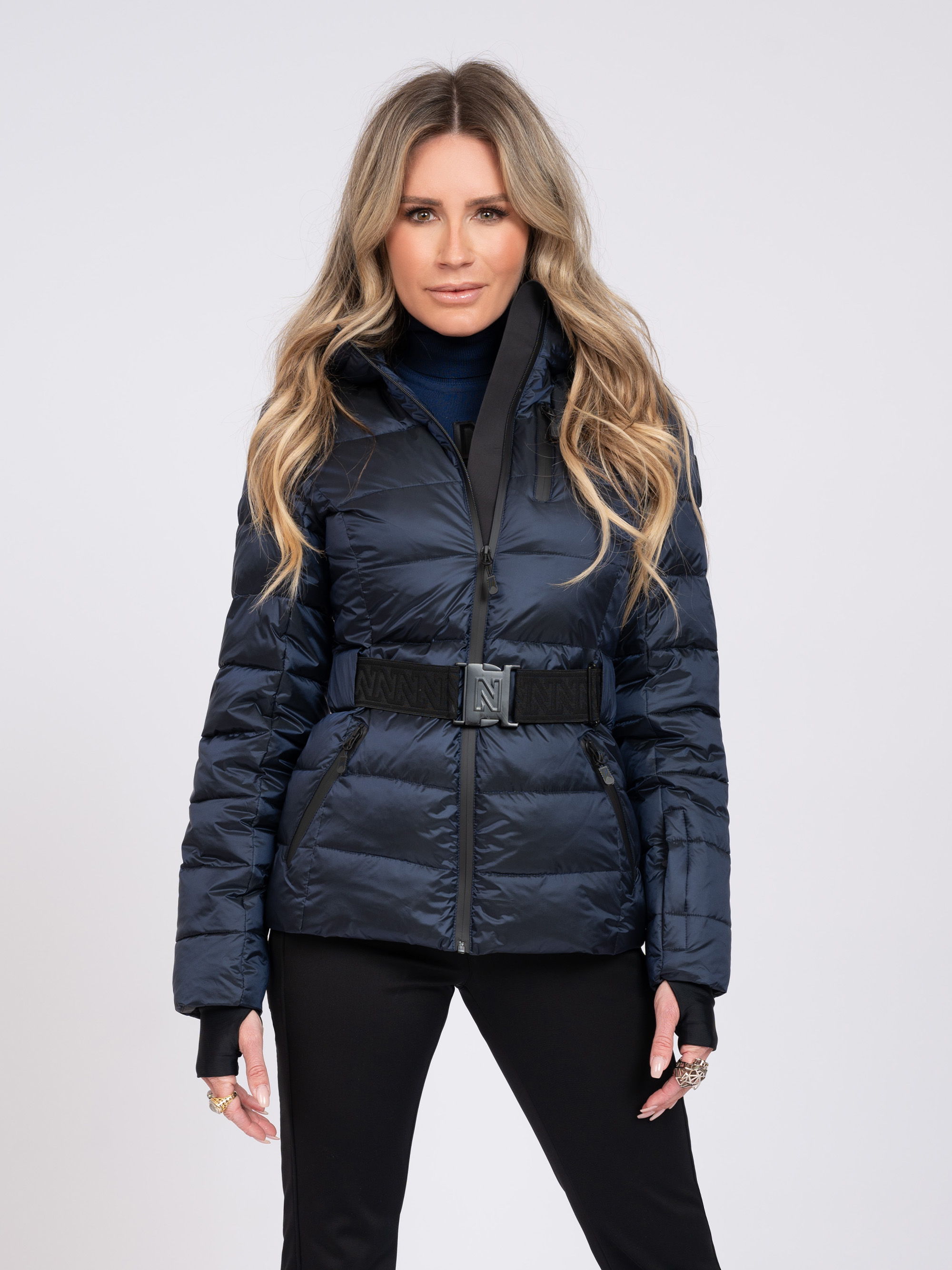 Ski jacket with hood and elastic belt
