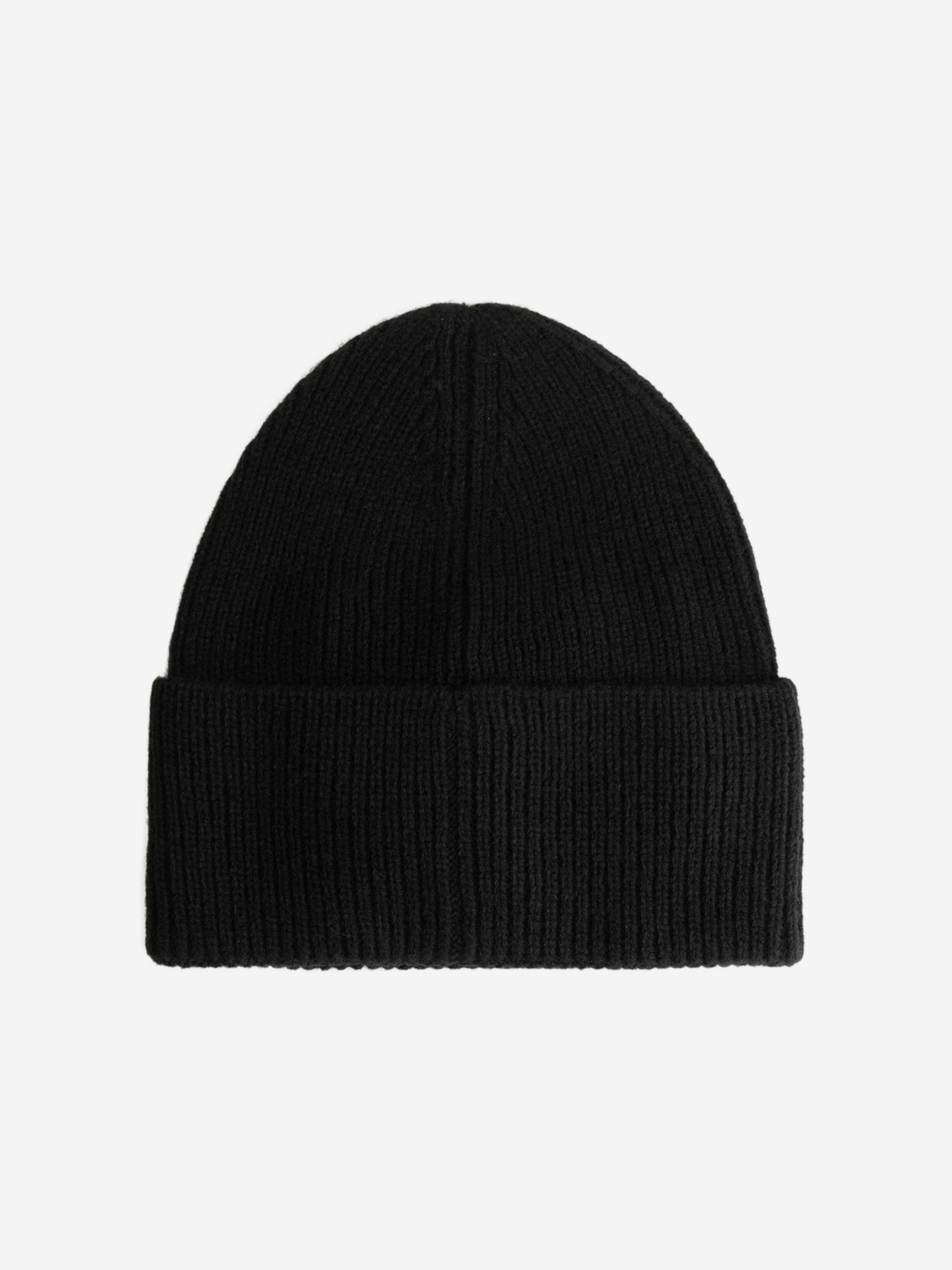 Beanie with N-logo patch