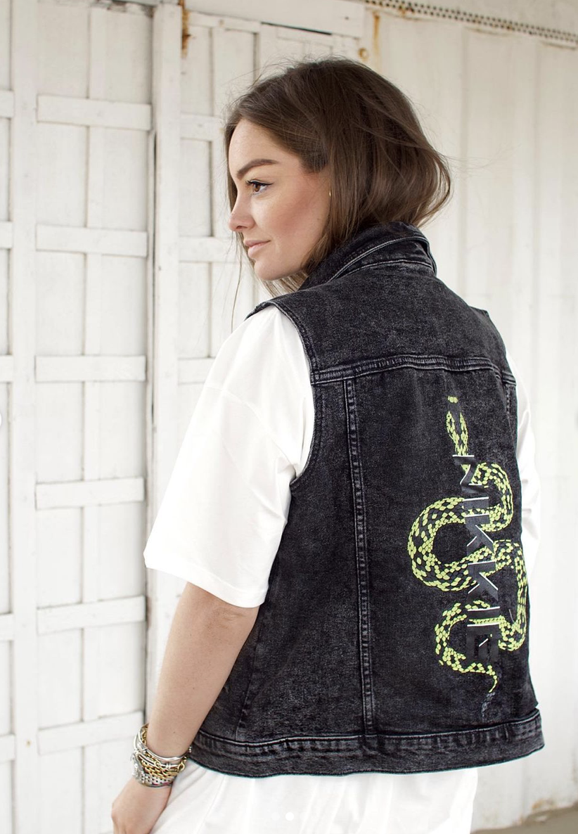 Bonni Vest