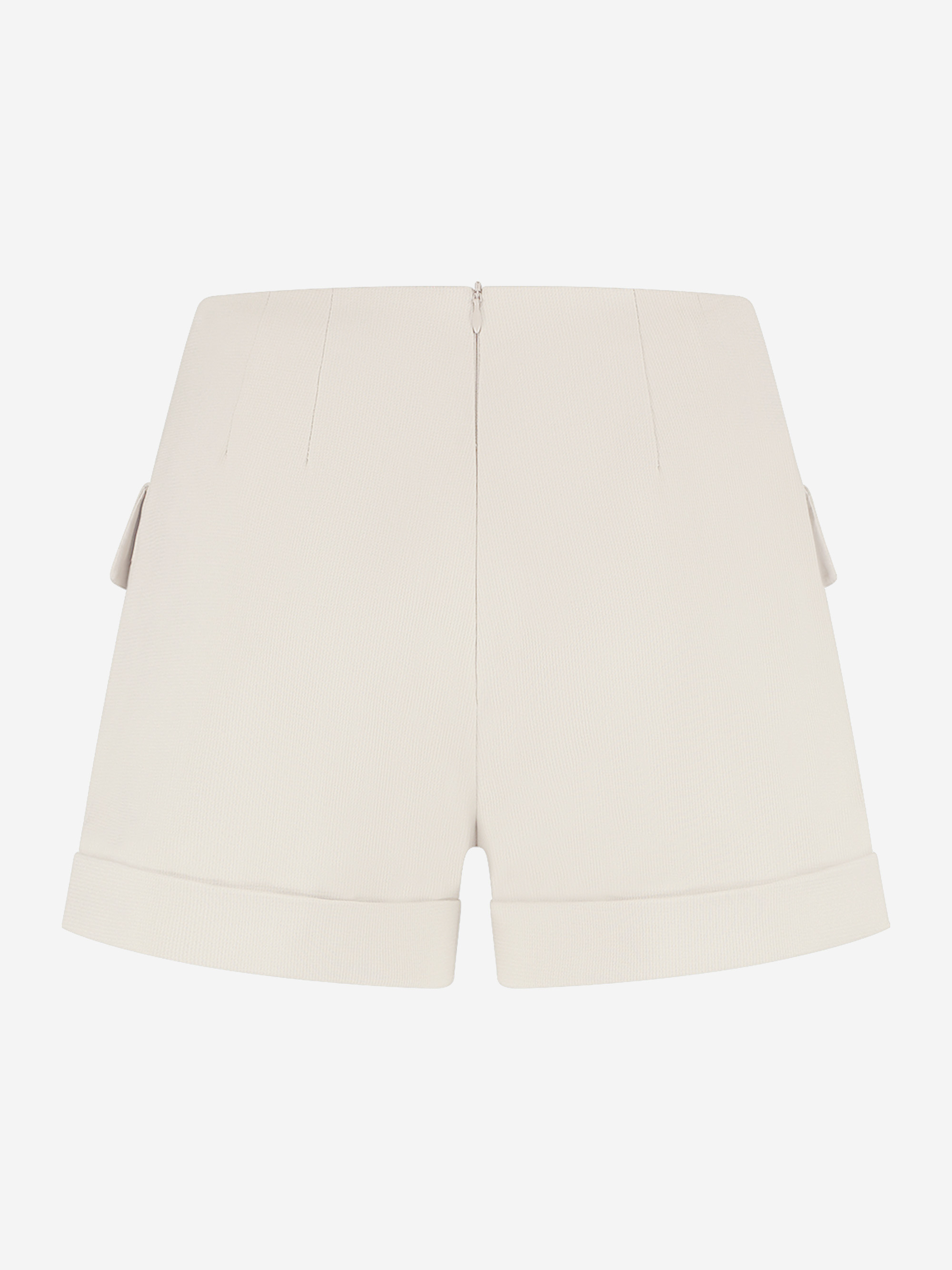 Short met omgeslagen pijpen en klepzakken