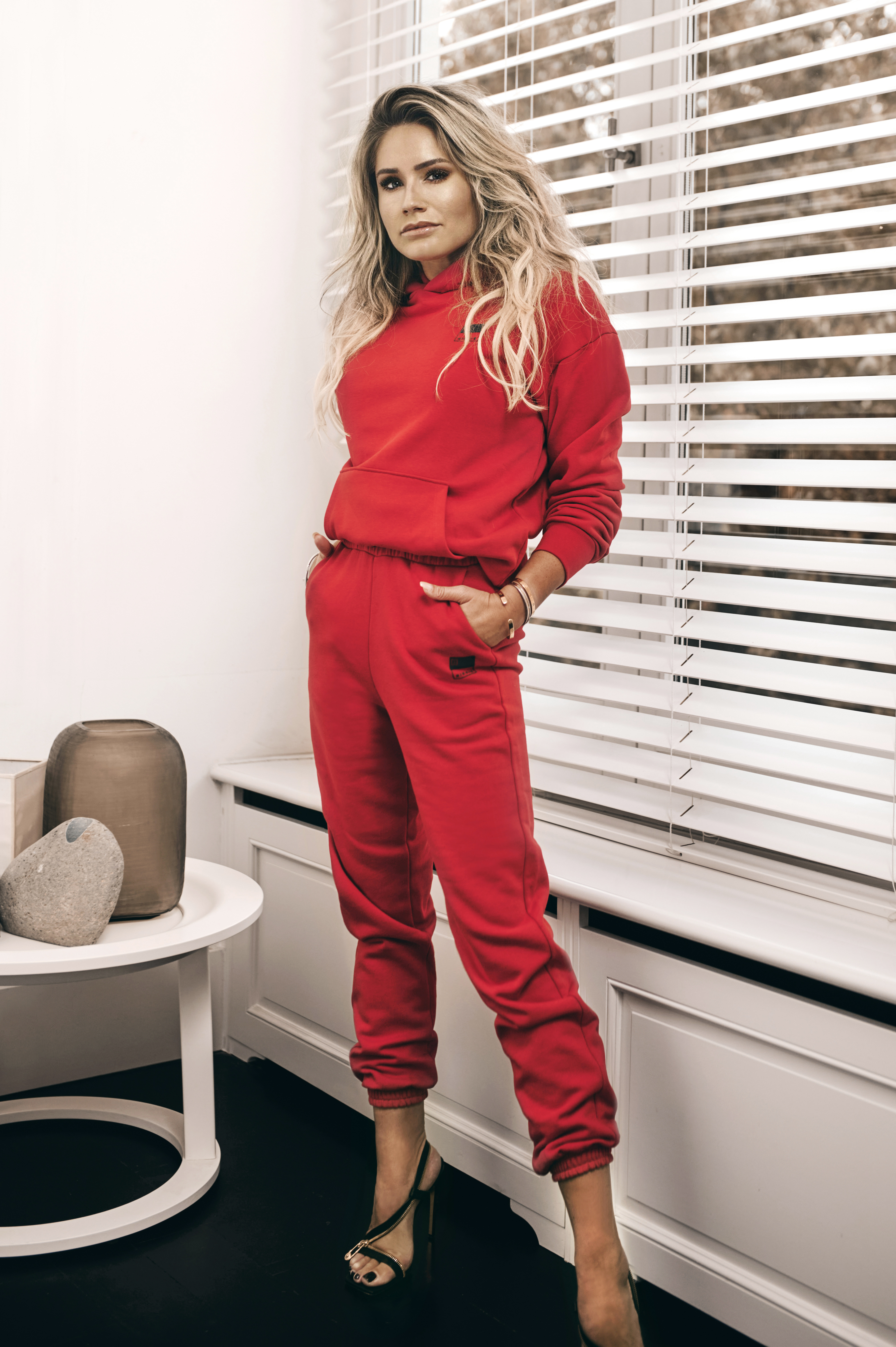 NIKKIE Hoodie