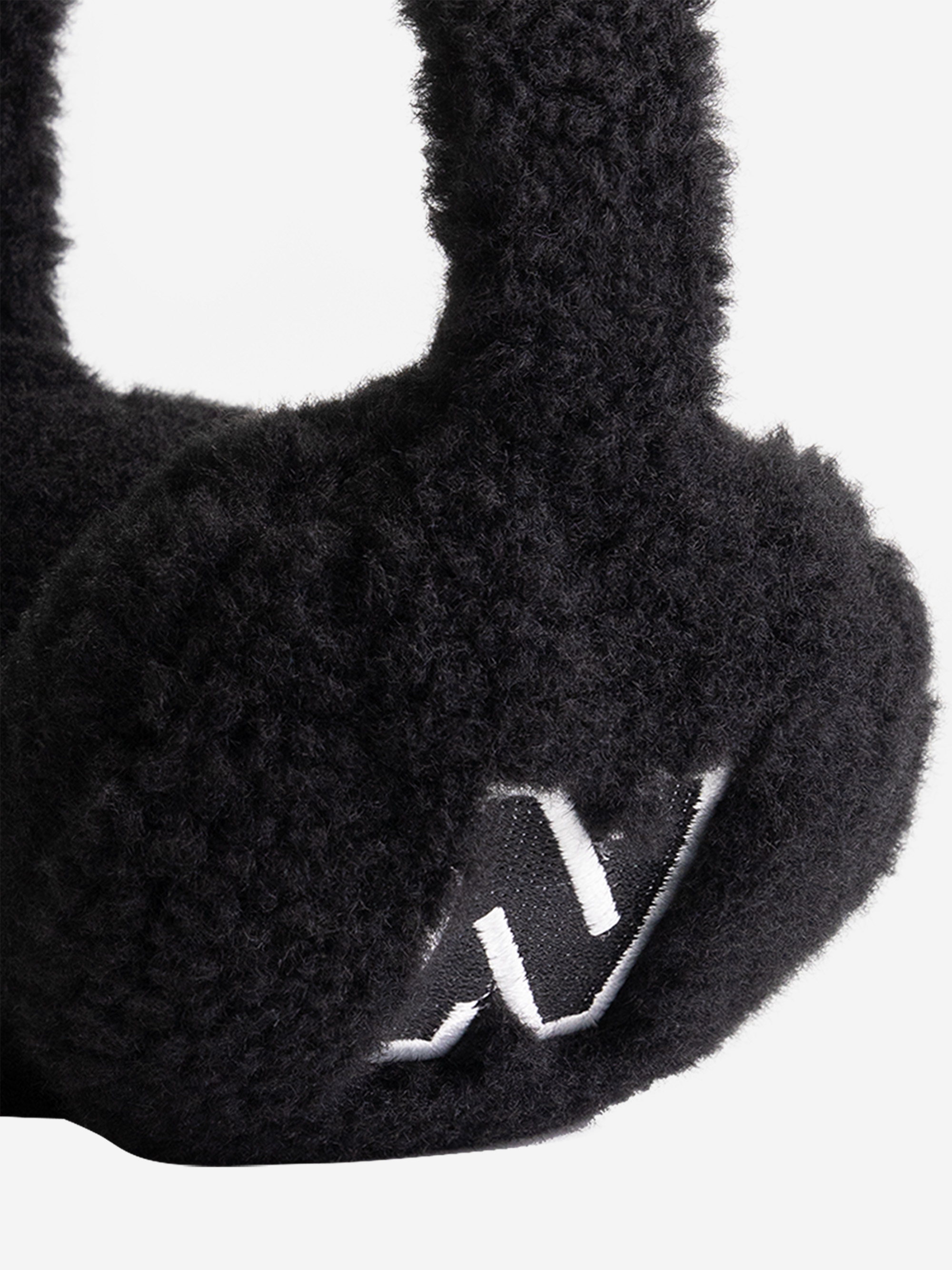 Teddy oorwarmers met N-logo