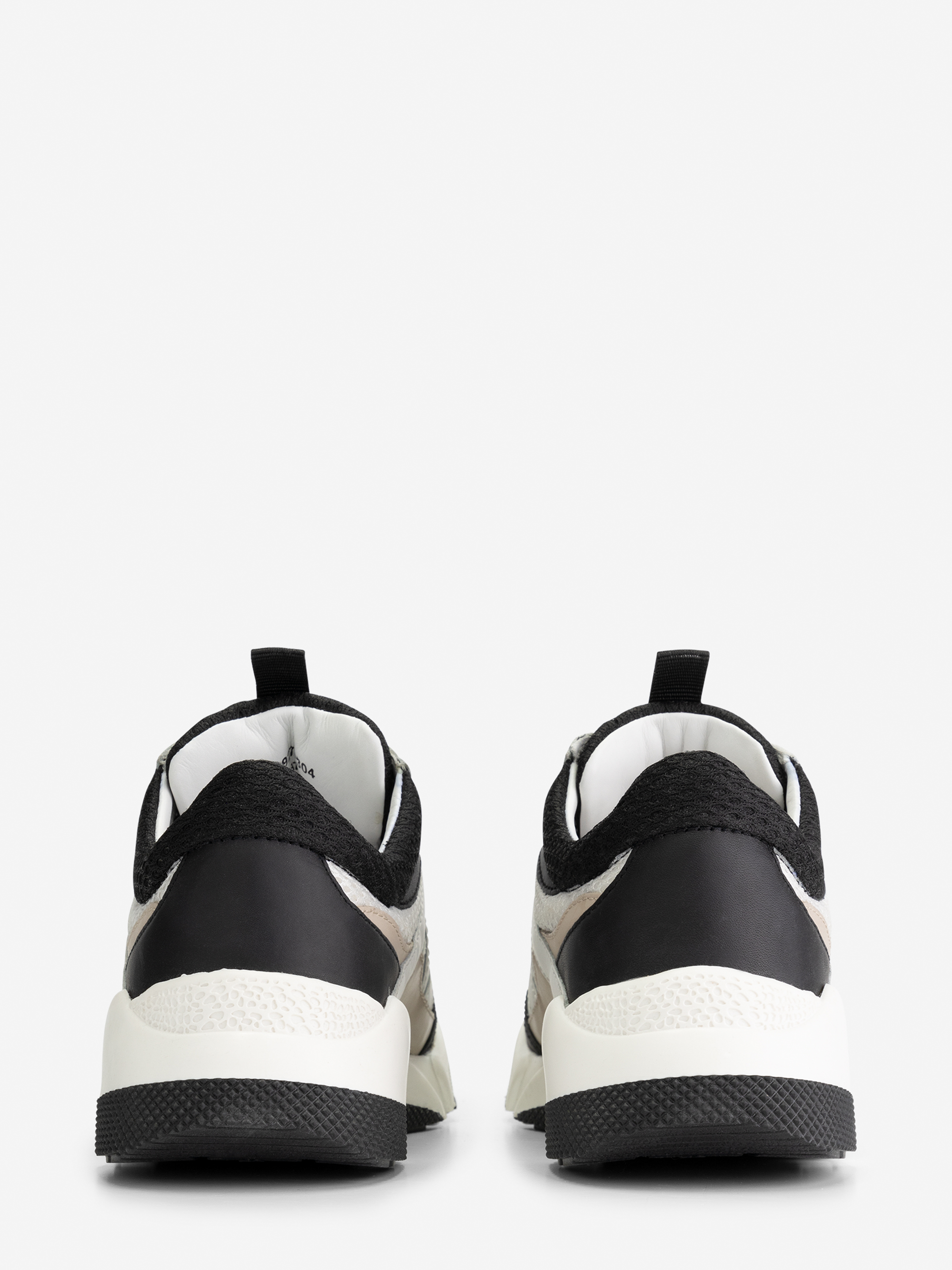 Low sneakers