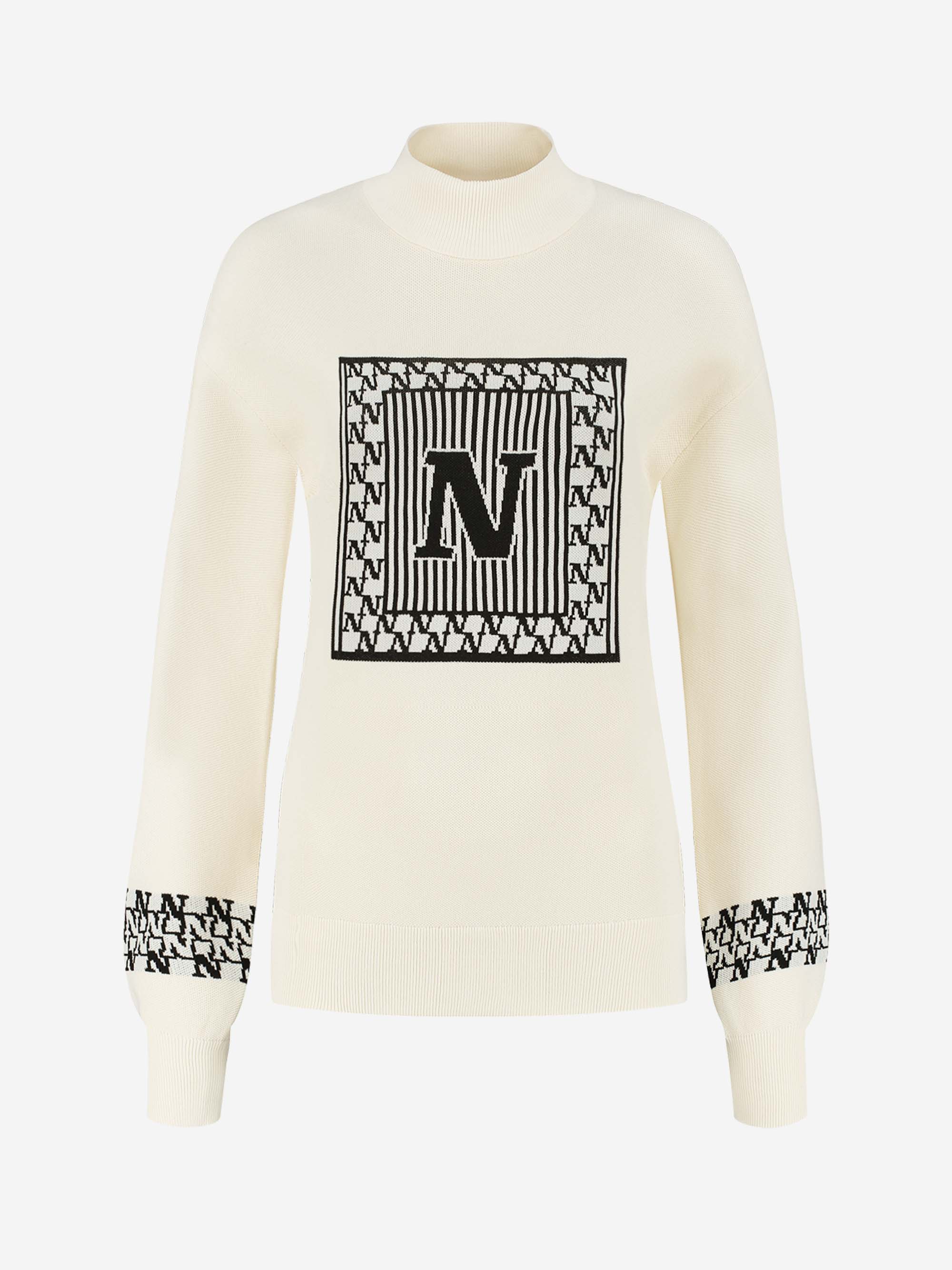 Pullover with NIKKIE logo 