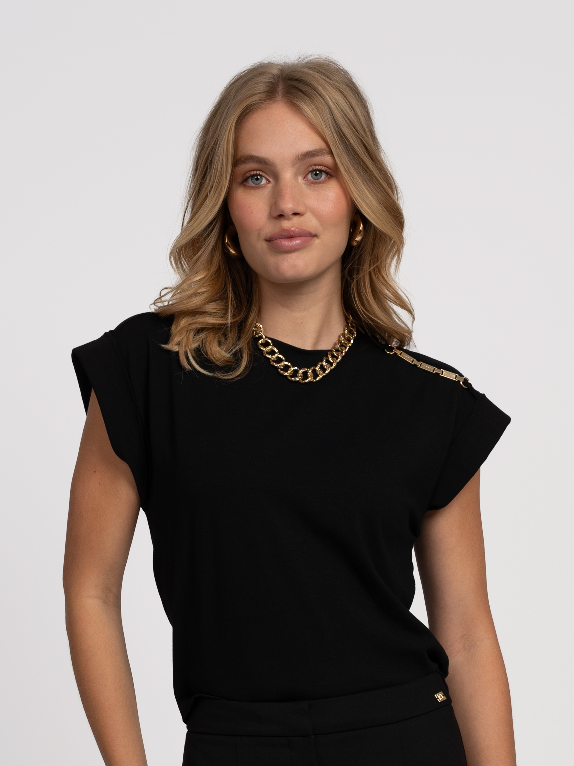 T-shirt with chain detail
