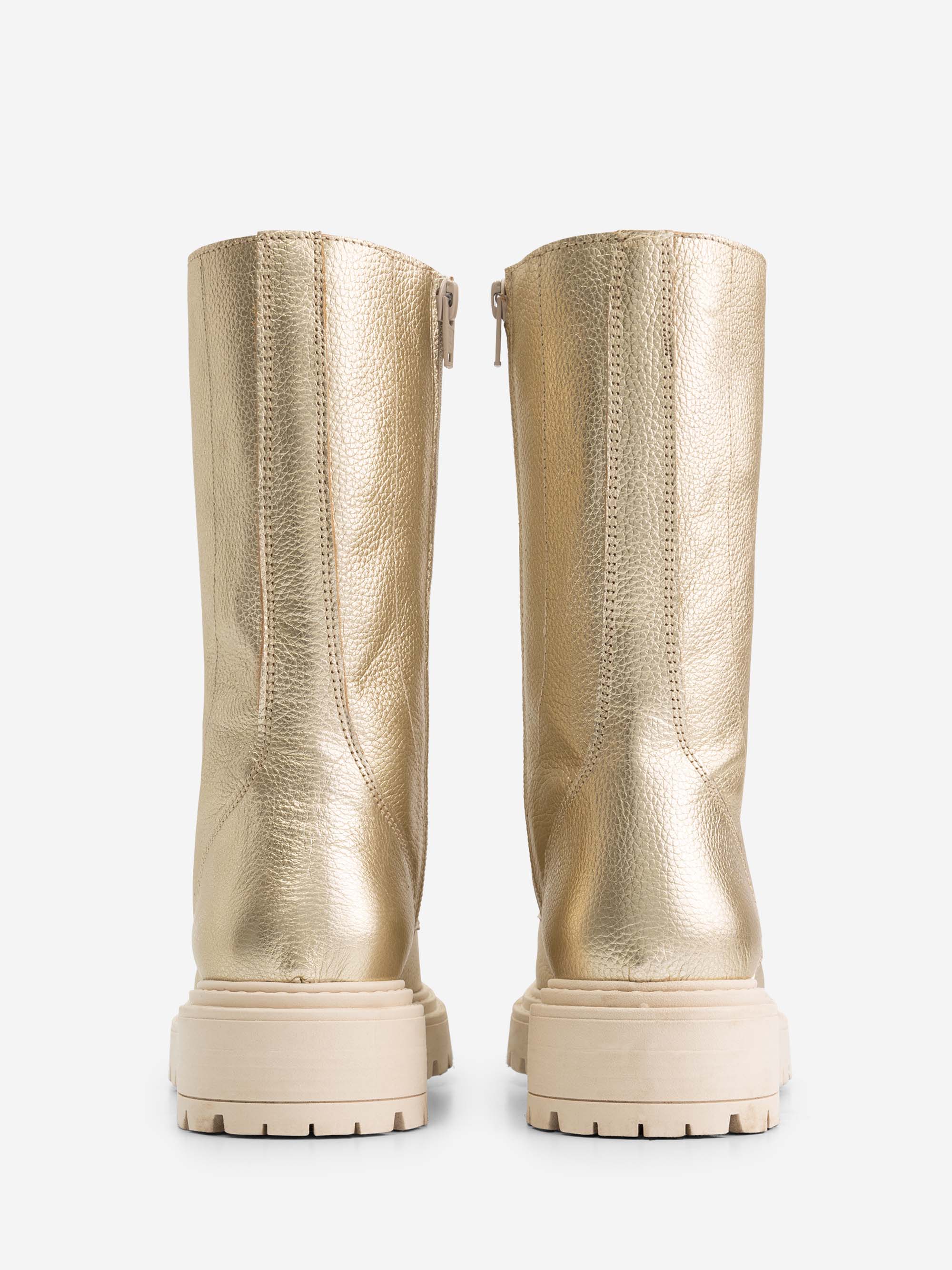Dewie Boots
