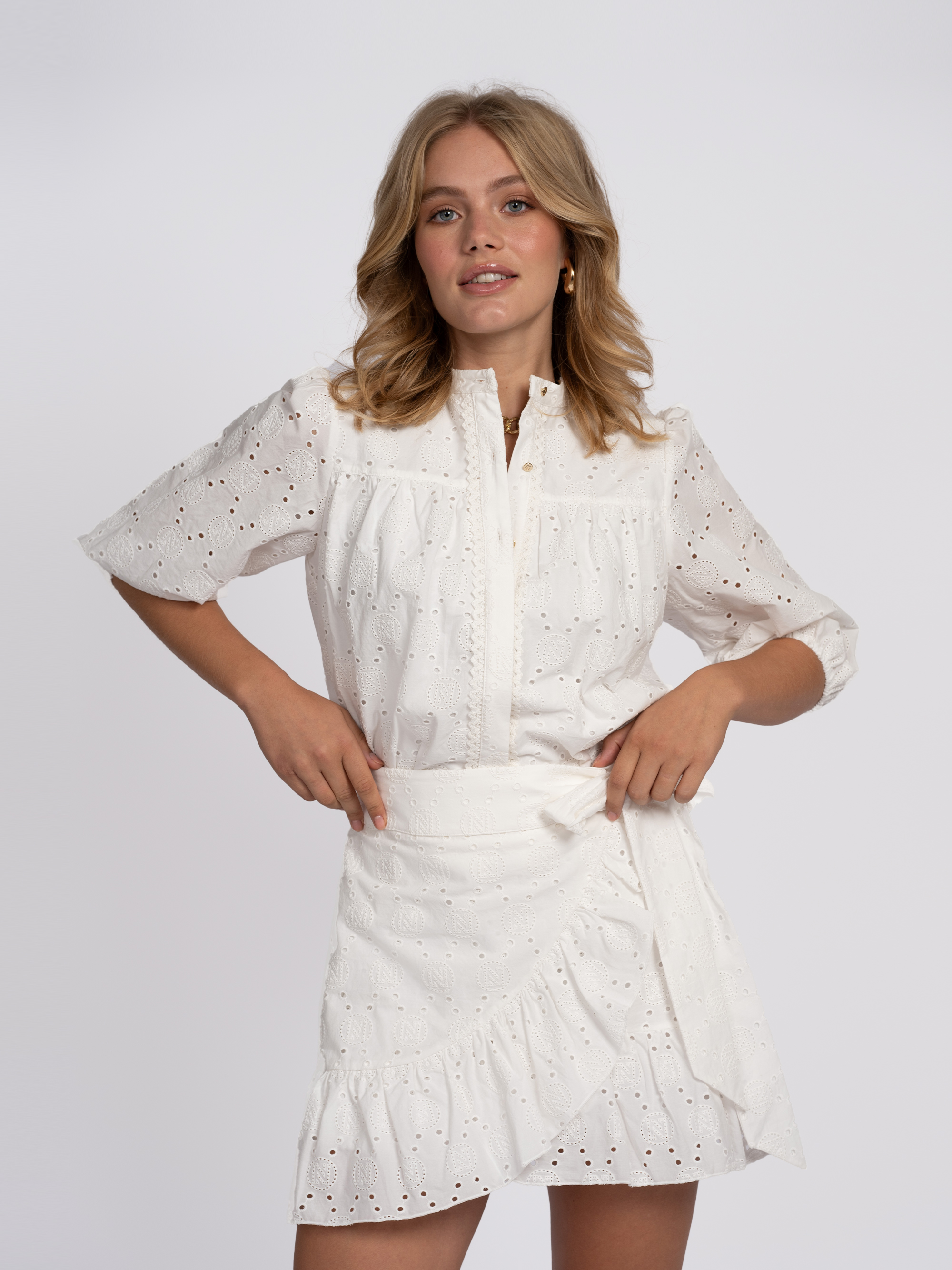 Broderie anglaise wikkelrok