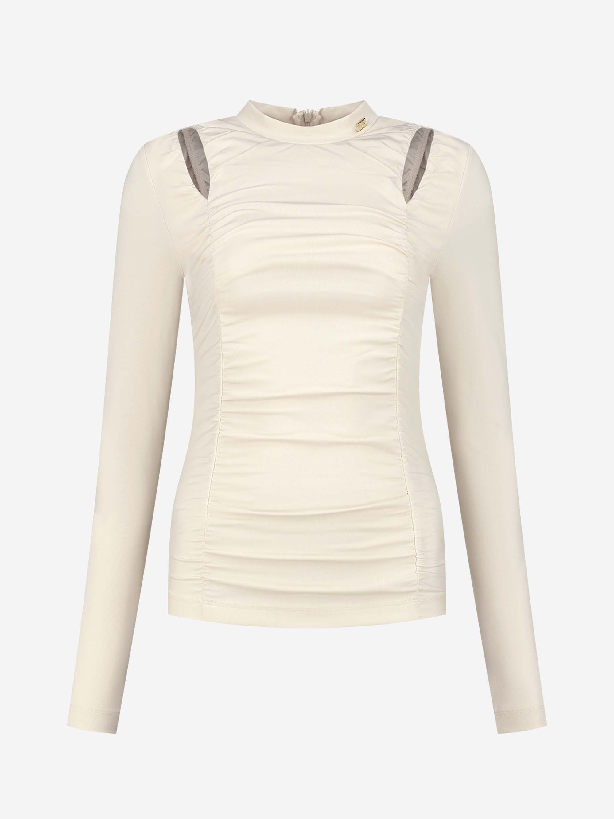  Fitted pleated top with v-neckline
