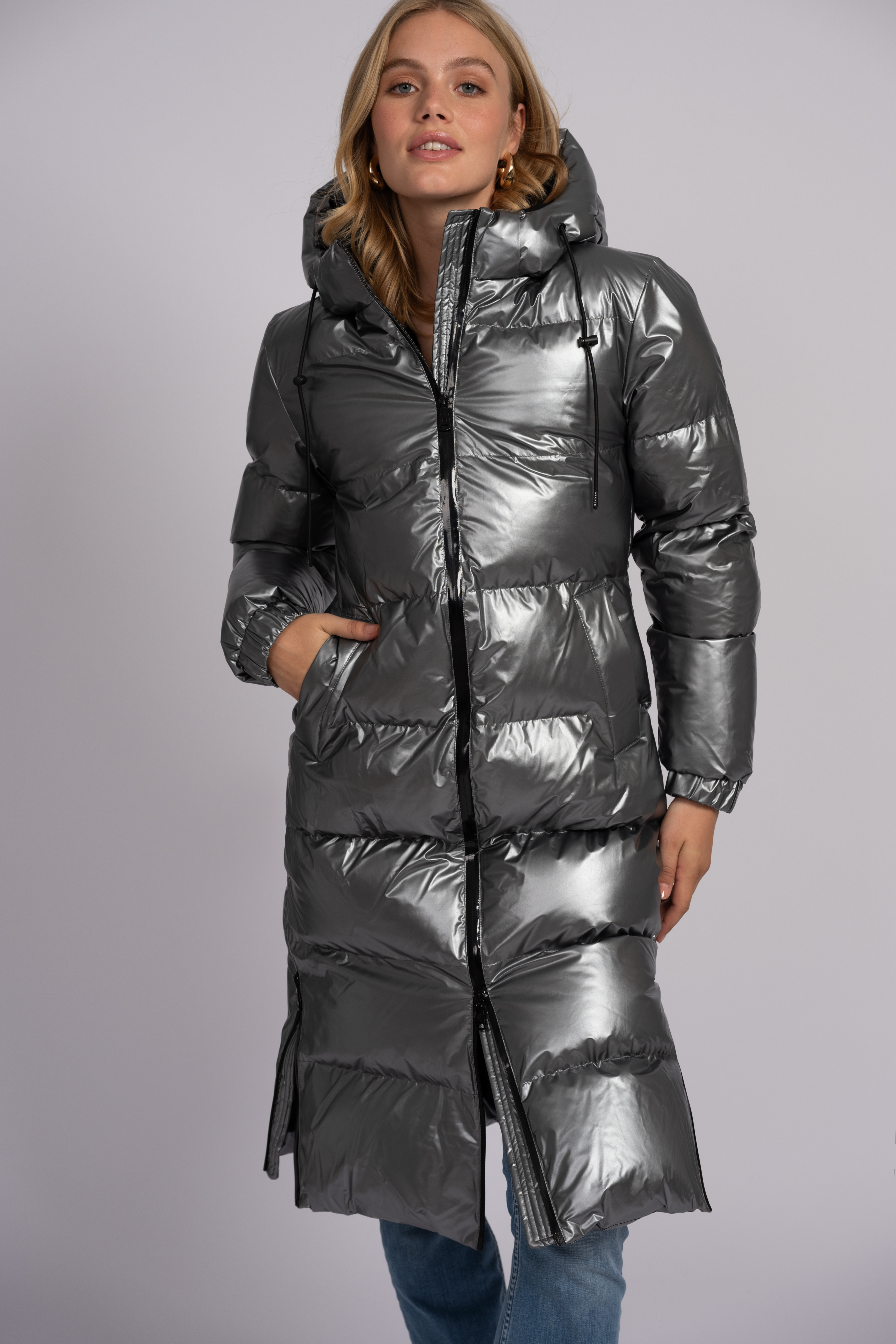 Lange puffer jas met metallic look