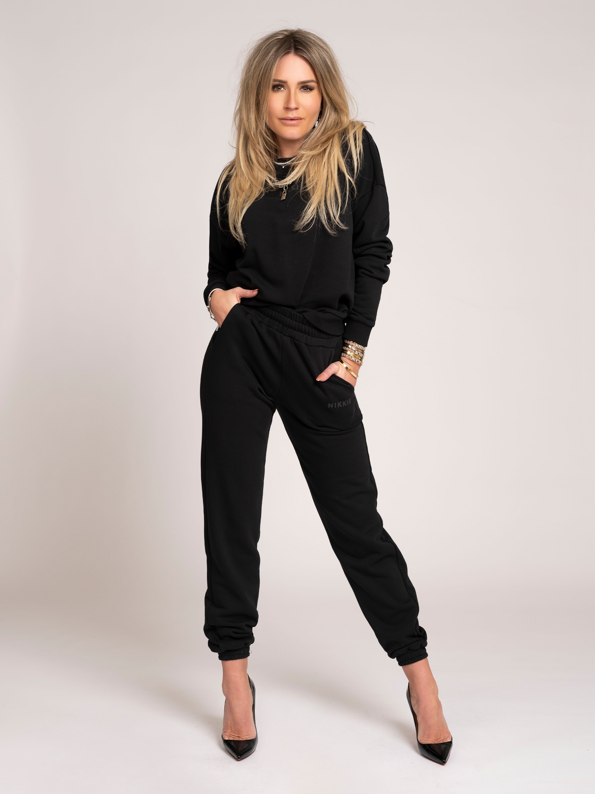 2105 Sweater
