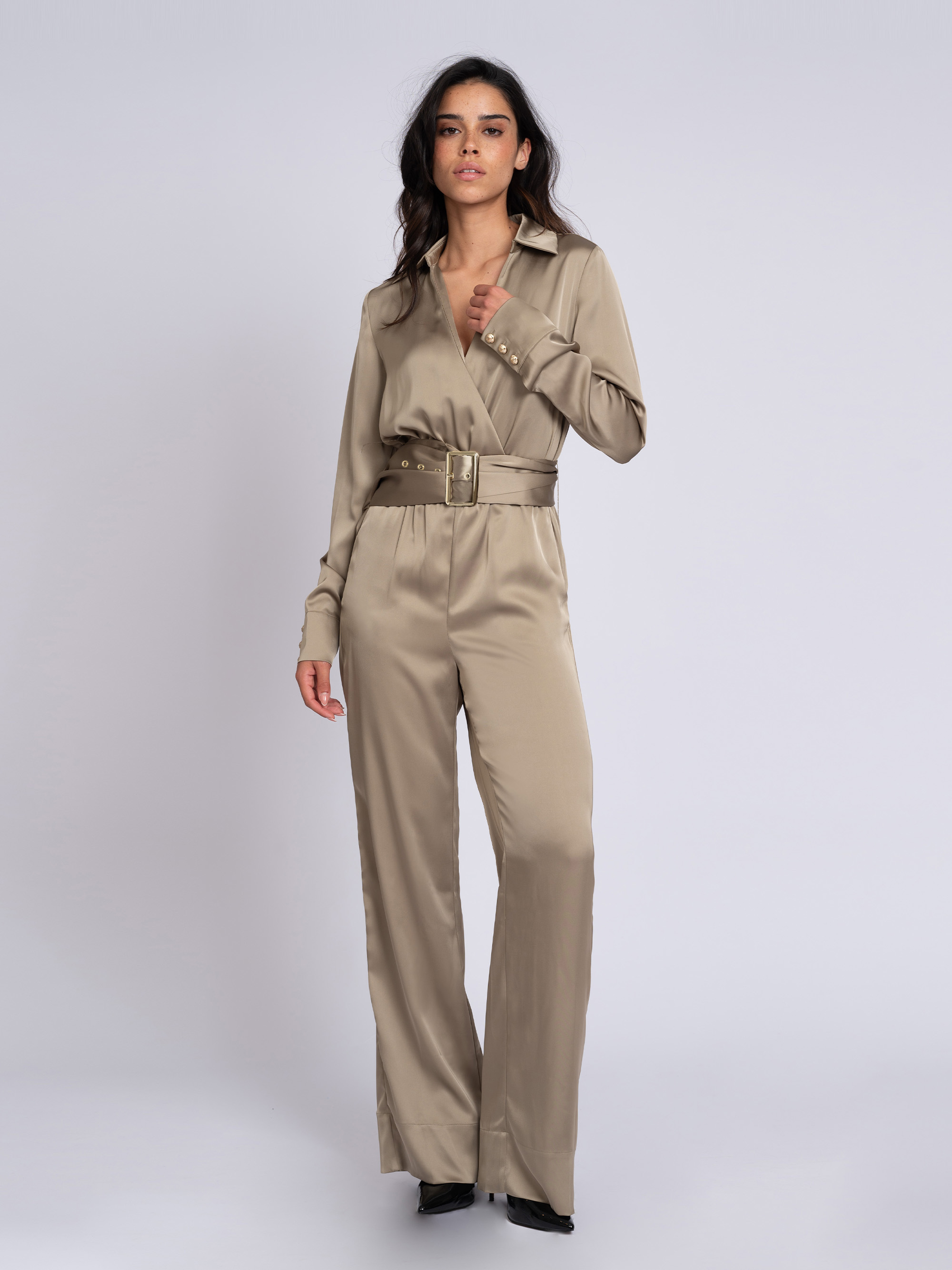 Satijnlook jumpsuit met ceintuur