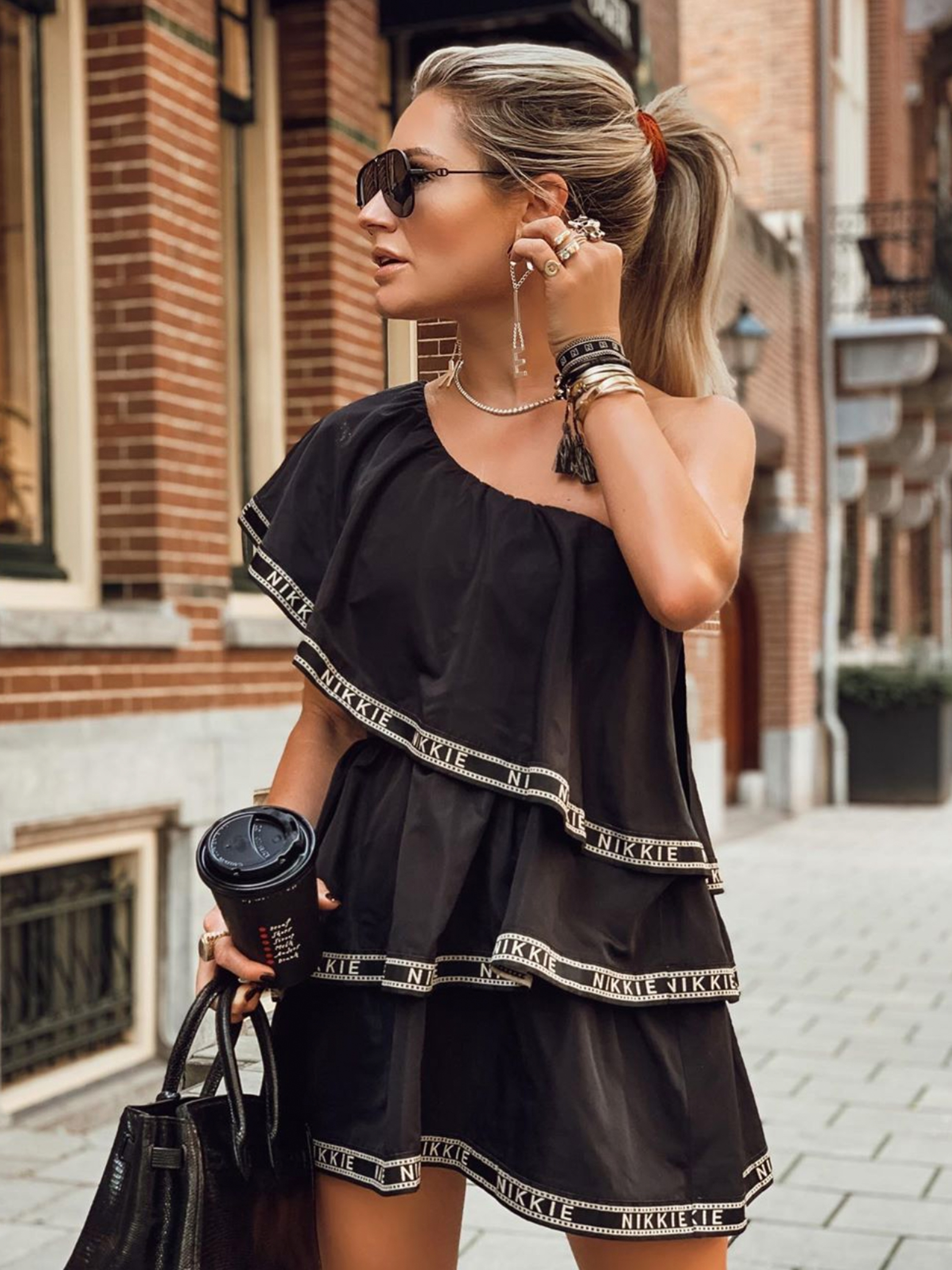 NIKKIE Earrings