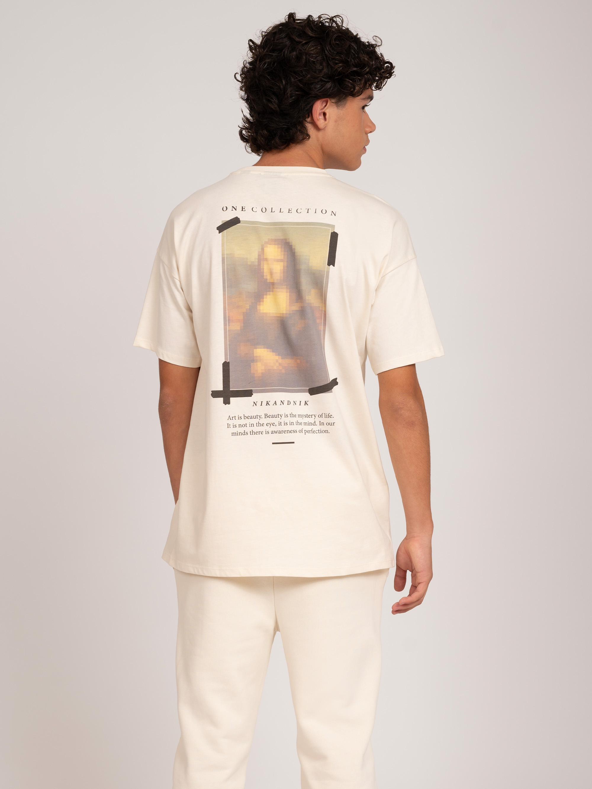 Mona T-Shirt Mona T-Shirt