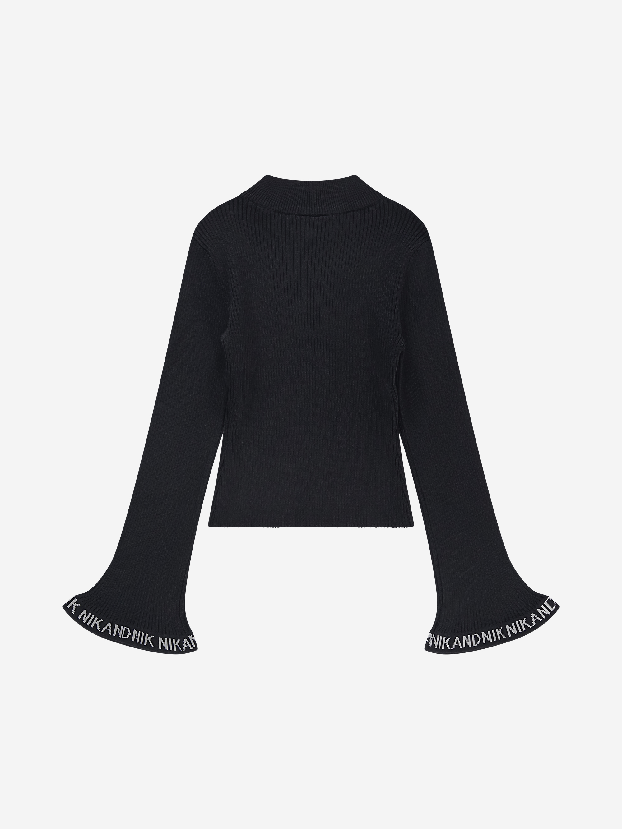 Ribbed sweater with flared sleeves