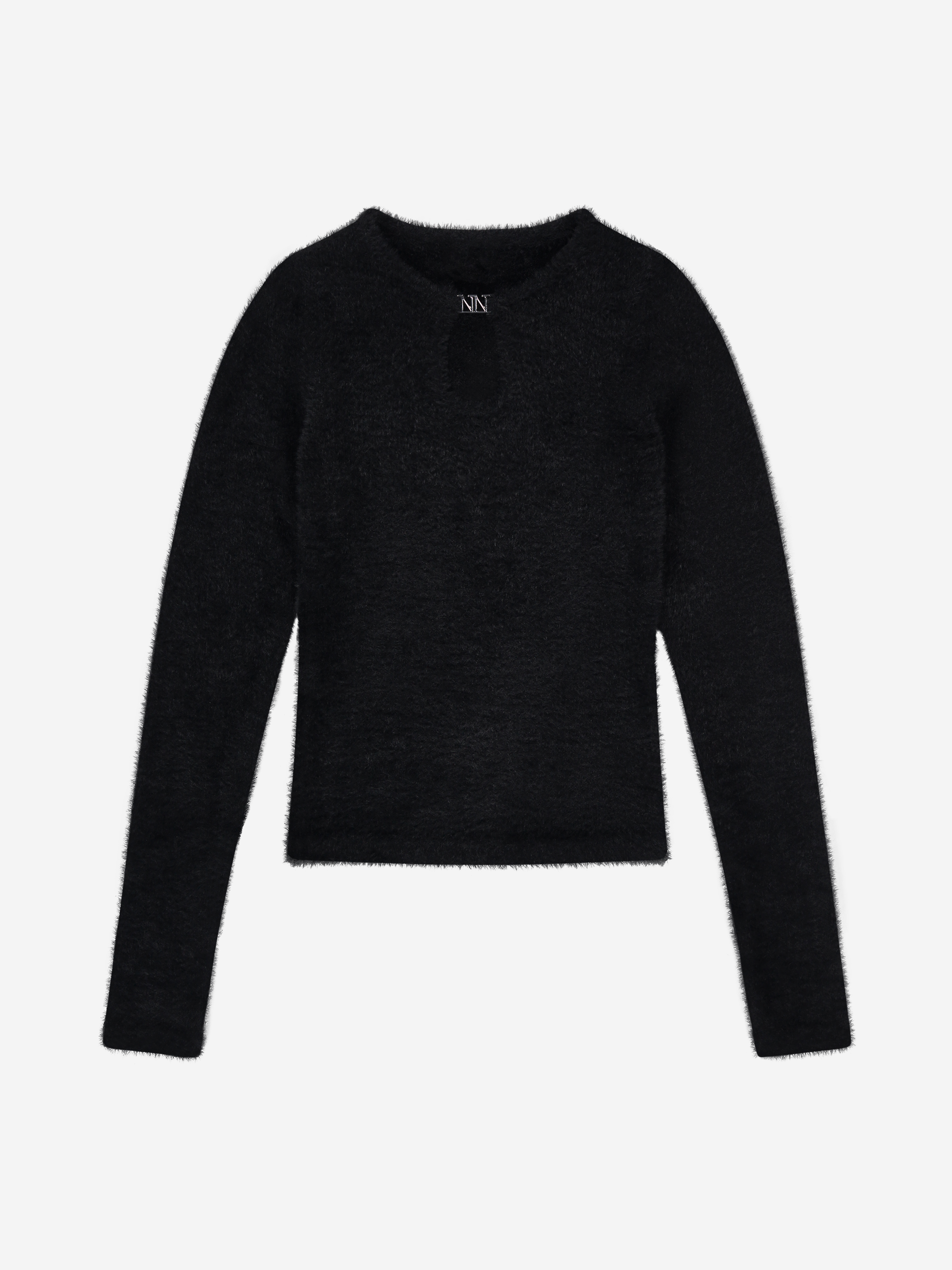 Fluffy sweater with detail at the neck