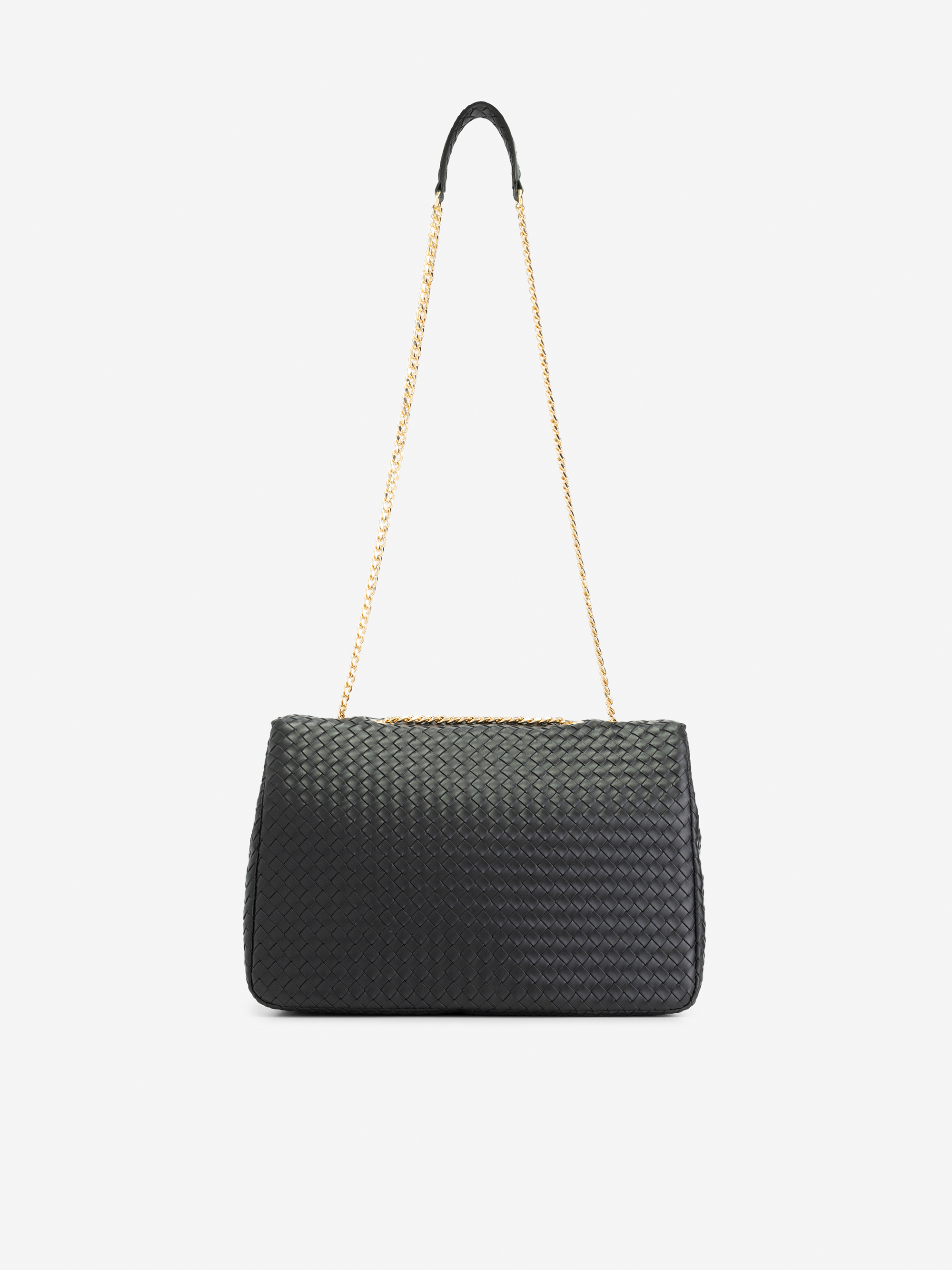  Big braided shoulder bag with chain